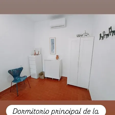 En La Plaza Dona Elvira, 7 Apartment